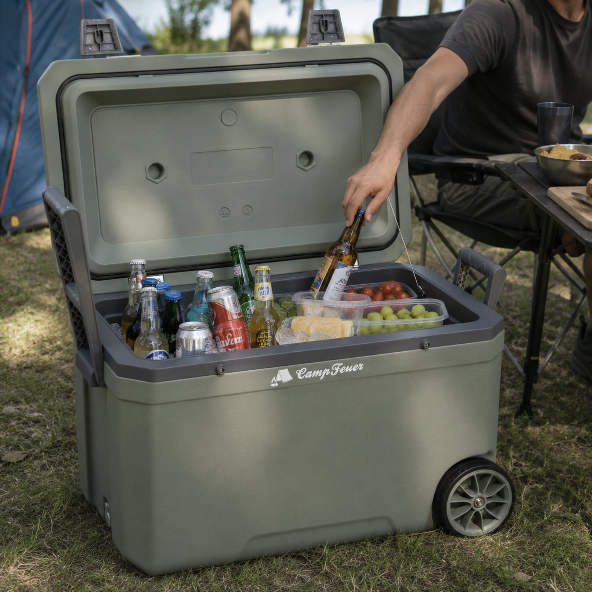 Cooler, 70 liters, with wheels
