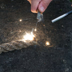 Feuerstahl, Survival Set, inkl. Feuerstahl, Paracord-Seil, Blasrohr, Zunder